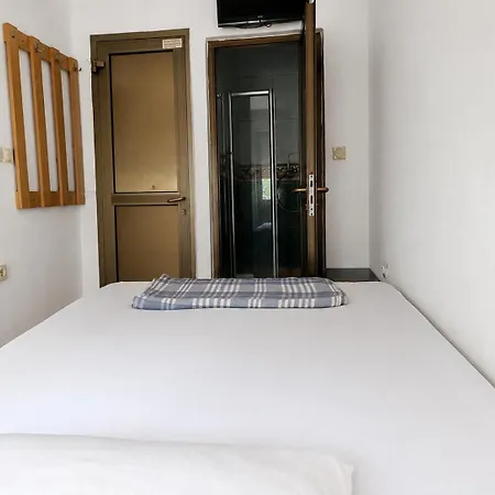 Mlin Balkan Rooms-guesthouse Guest house Skopje